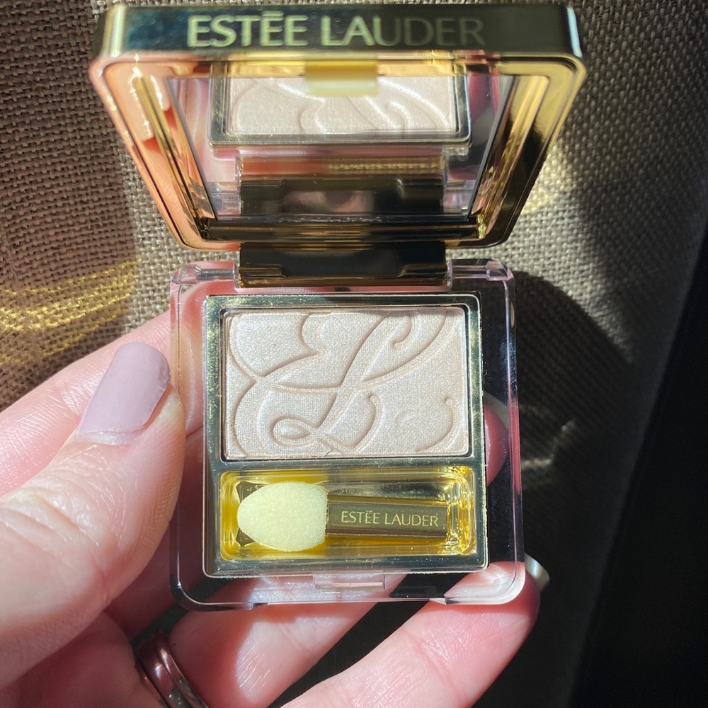 Estee Lauder Eyeshadow Sugar Biscuit